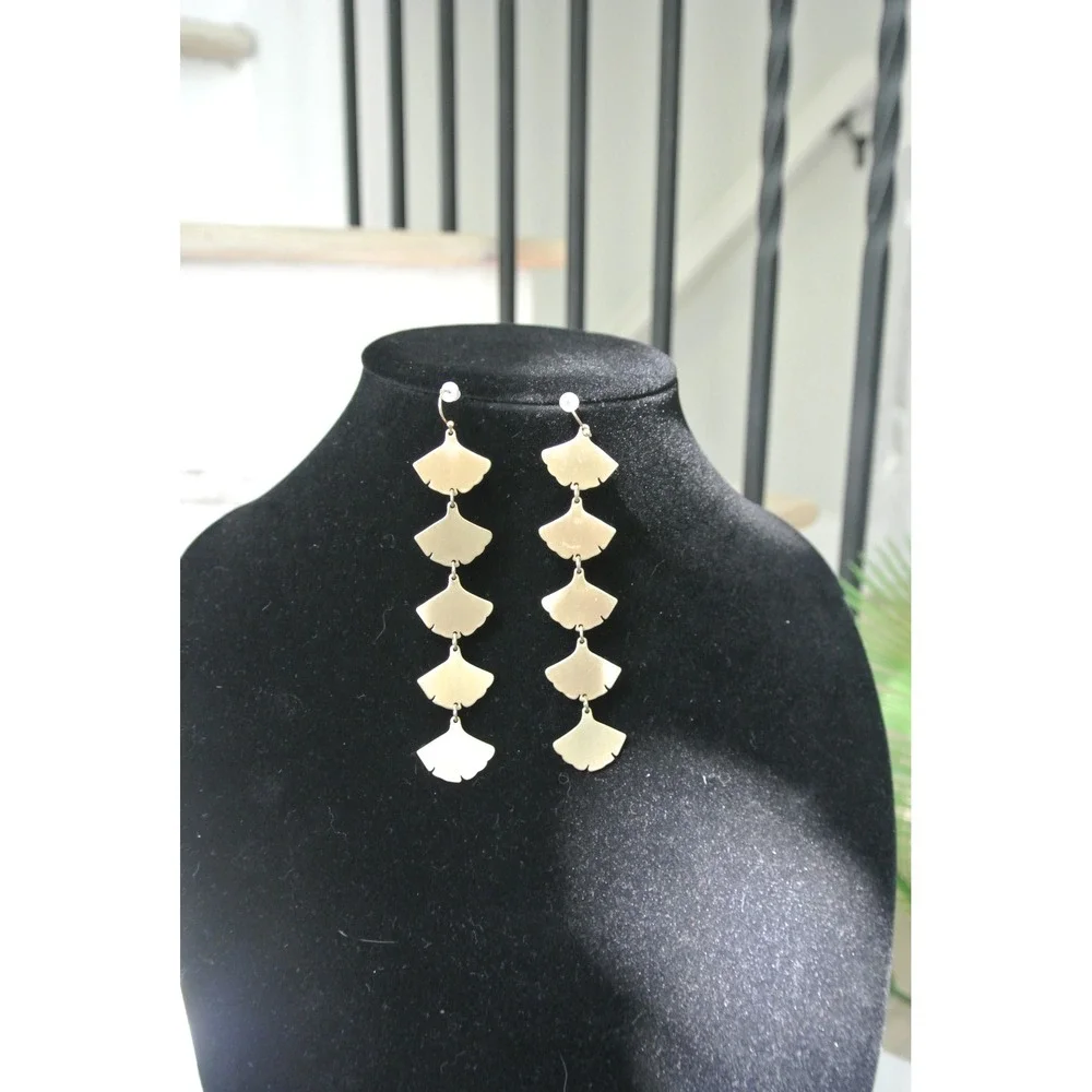 Towne & Reese Elle Fan Linear Ginkgo Drop Earrings Gold Tone OS